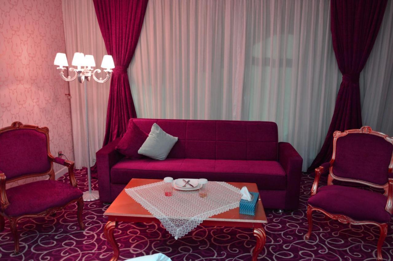 Deluxe Hotel Гянджа Экстерьер фото